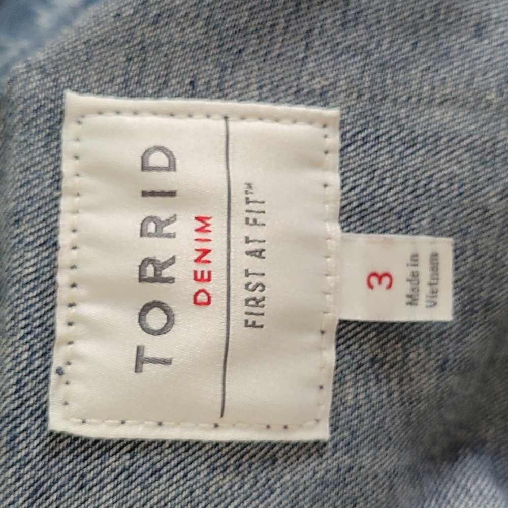 Torrid Blue Jean Jacket - Picture 5 of 6